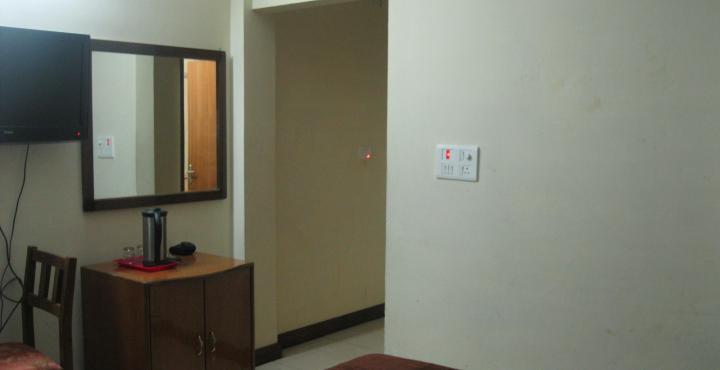 Treebo Trend Mussoorie Club Hotel Dehradun Exterior photo