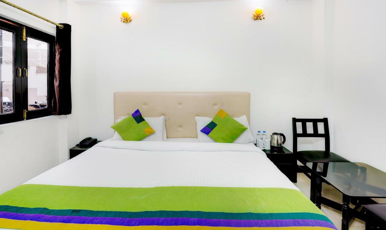 Treebo Trend Mussoorie Club Hotel Dehradun Exterior photo