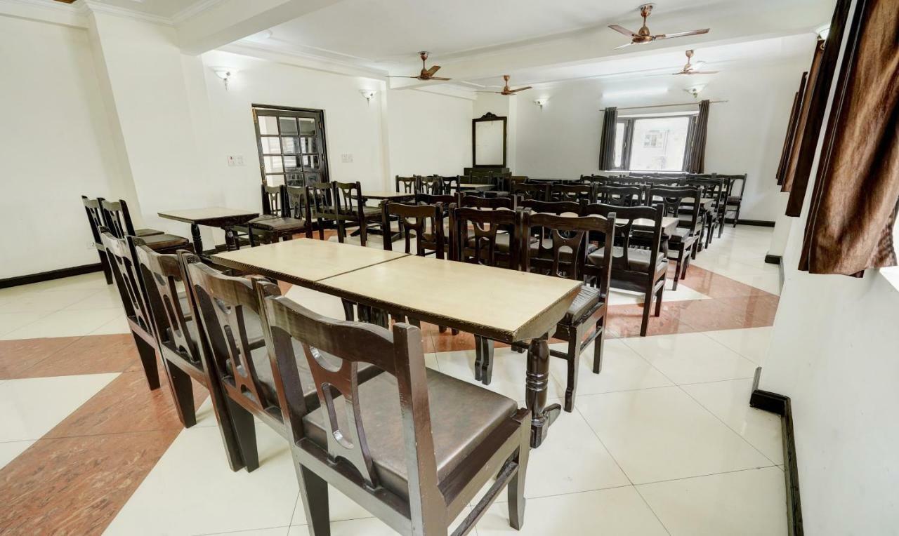 Treebo Trend Mussoorie Club Hotel Dehradun Exterior photo